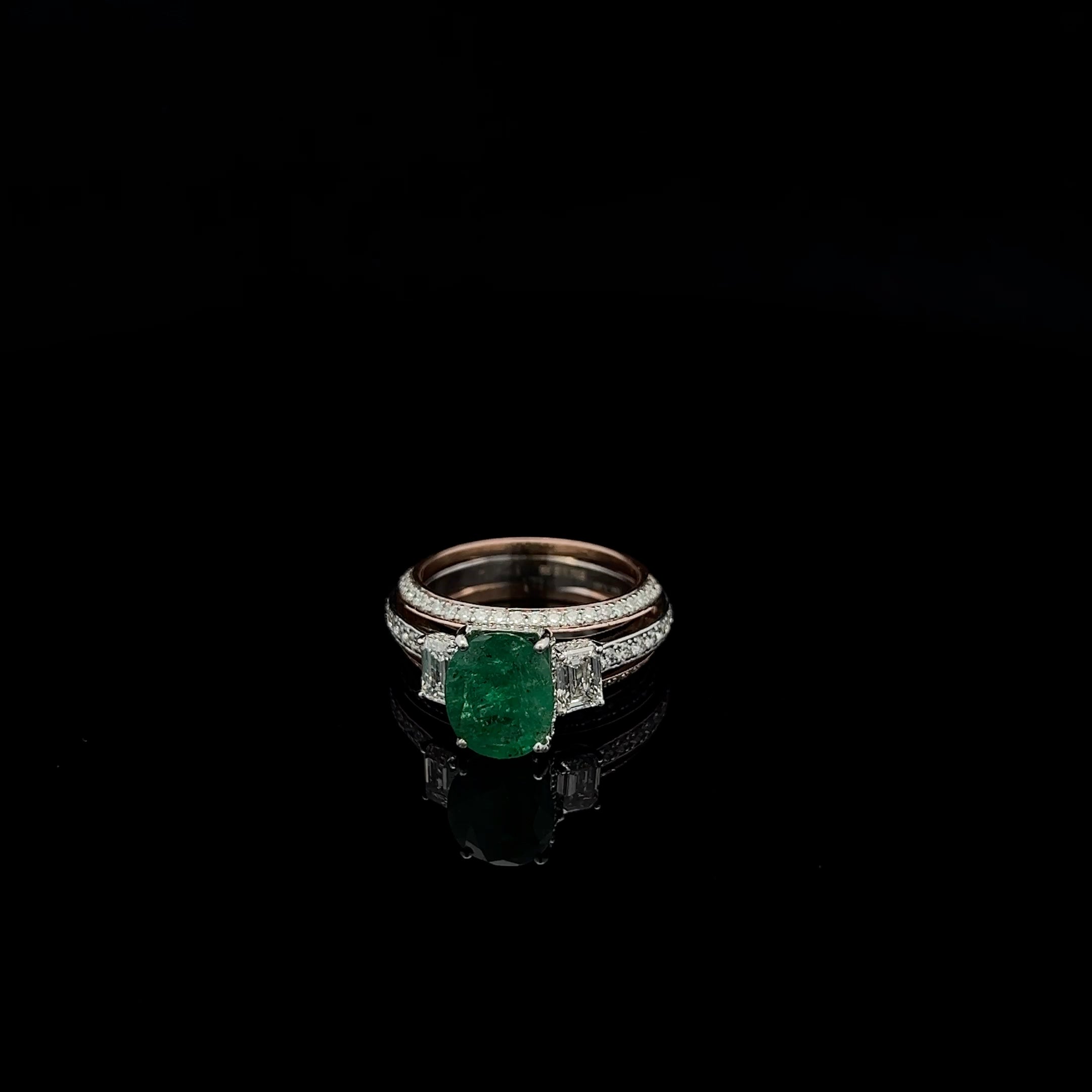 Two Tone Emerald Band Ring