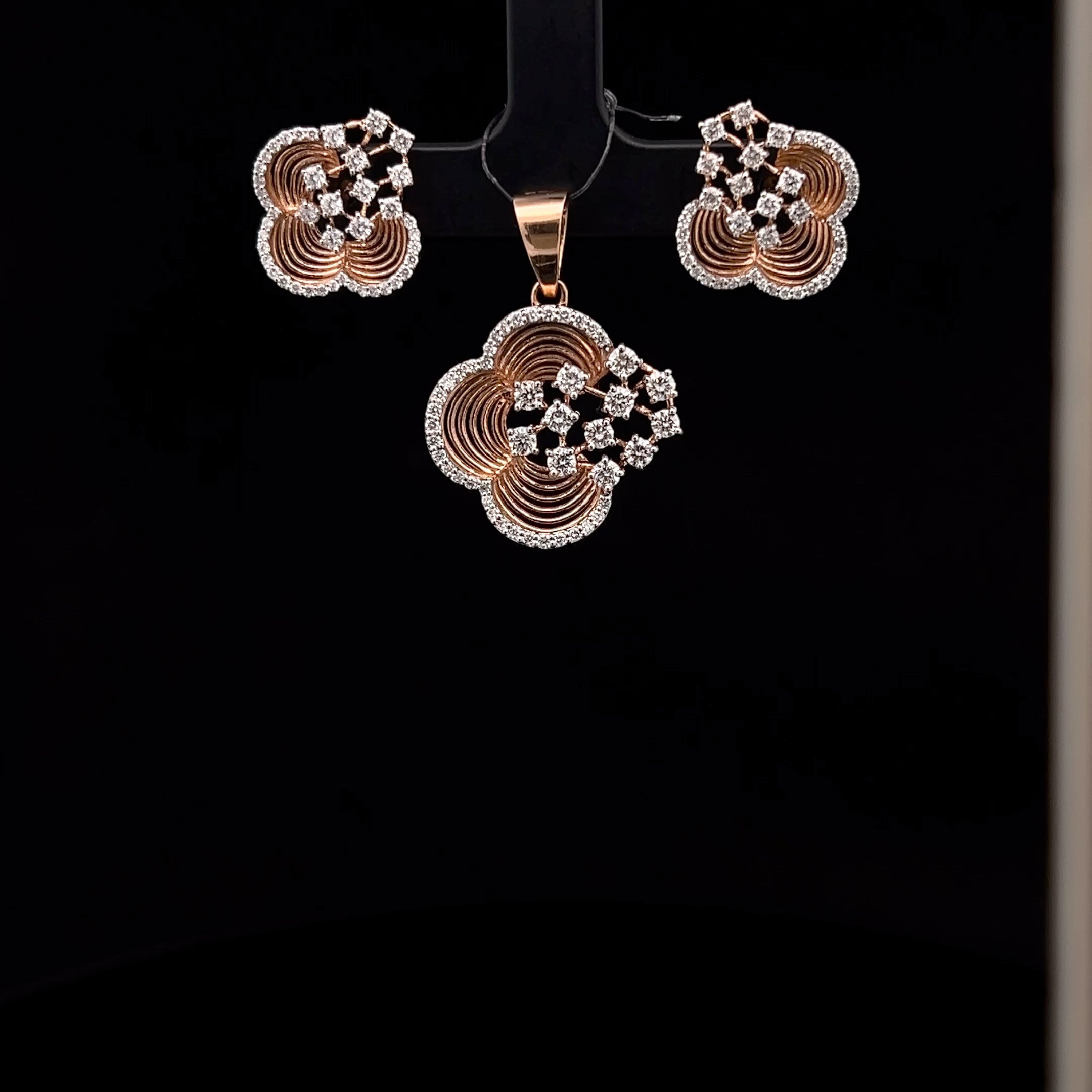 Diamond Flower Pendant Set
