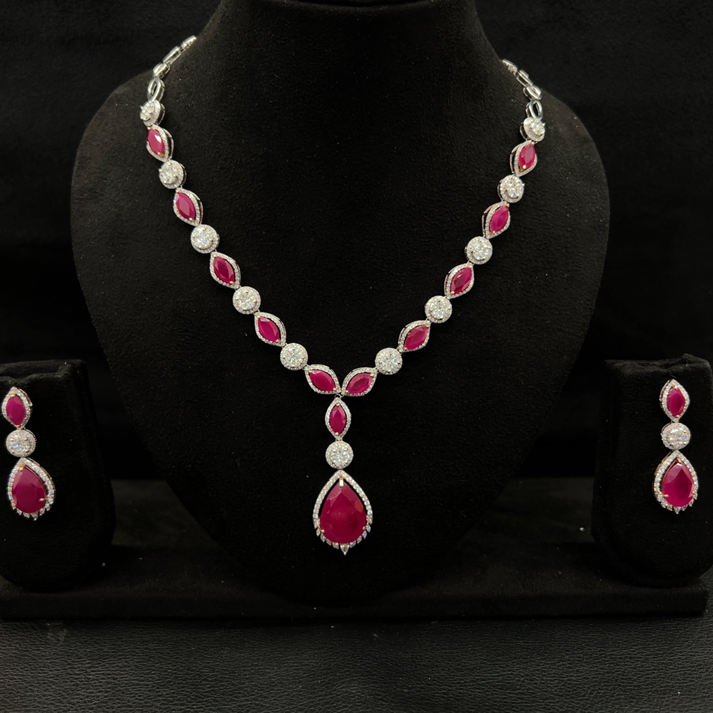 Red Diamond Necklace Set